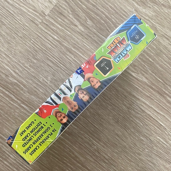 Topps Match Attax Extra Card Game - Blue and Gold - Picture 2 of 4